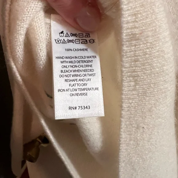 Cynthia Rowley Pink and Cream Crew Neck Sweater with Whimsical Floral Design - Picture 8 of 8